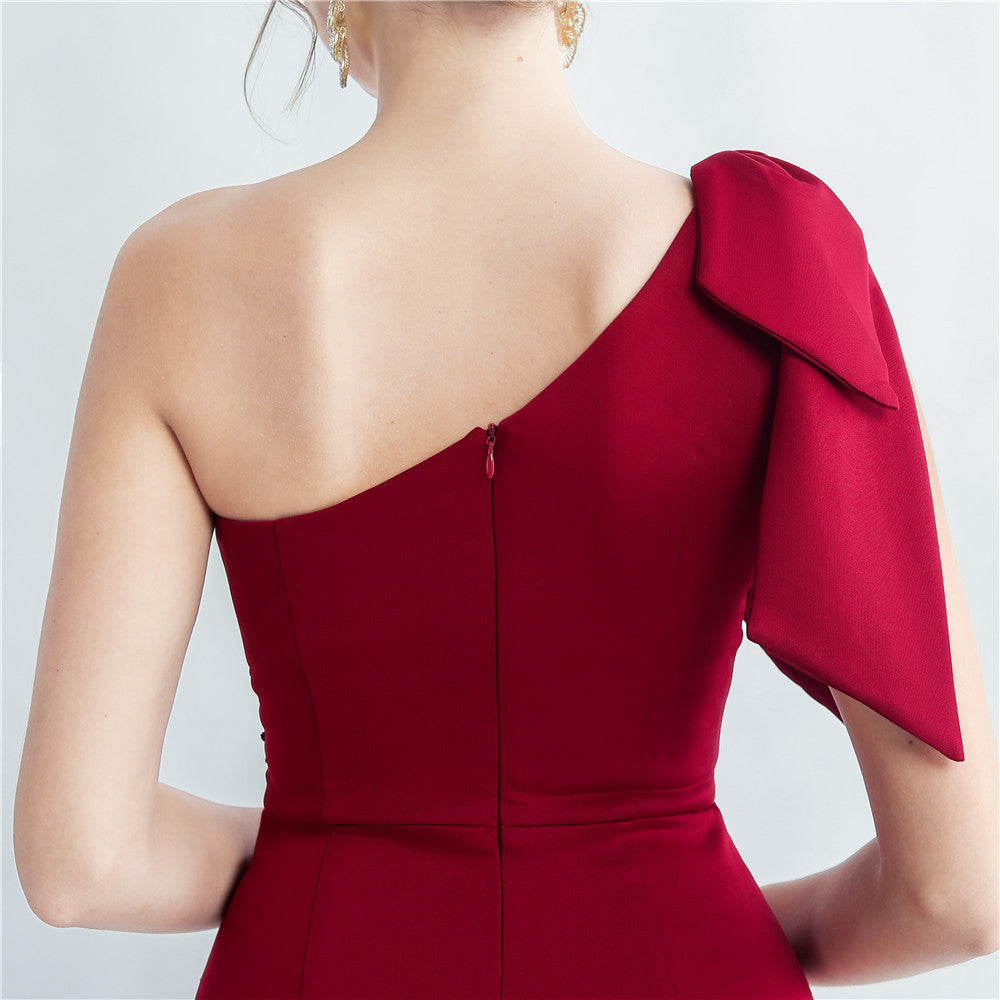 Evening dress for women 2025, high-end celebrity, one-shoulder, side slit, annual meeting dress