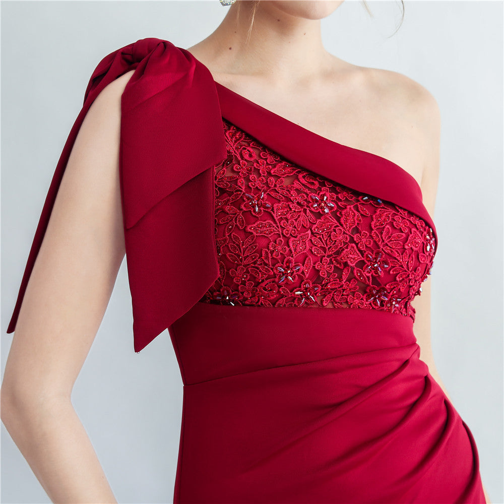 Evening dress for women 2025, high-end celebrity, one-shoulder, side slit, annual meeting dress