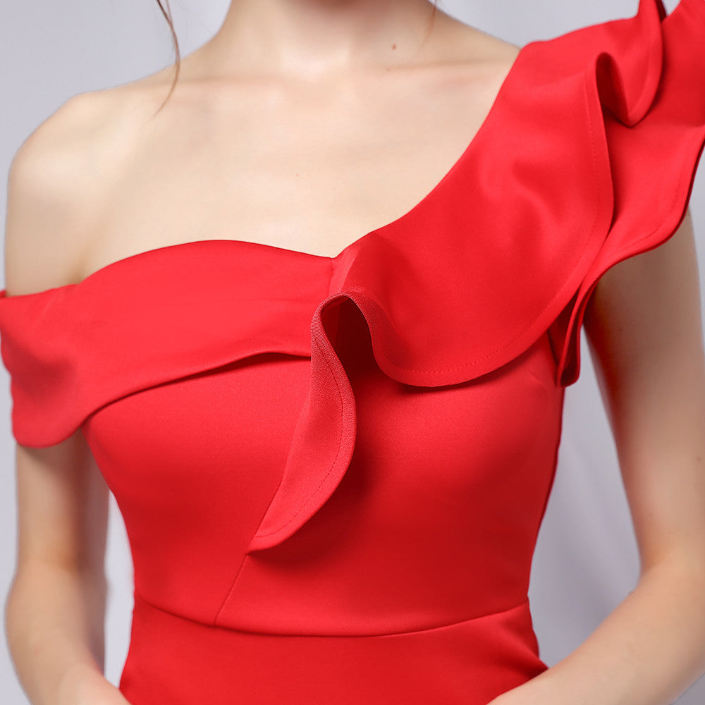 Temperamental Lady Goddess Fishtail Evening Dress