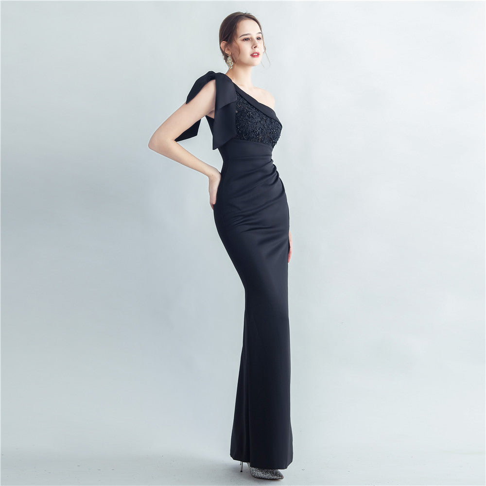 Evening dress for women 2025, high-end celebrity, one-shoulder, side slit, annual meeting dress
