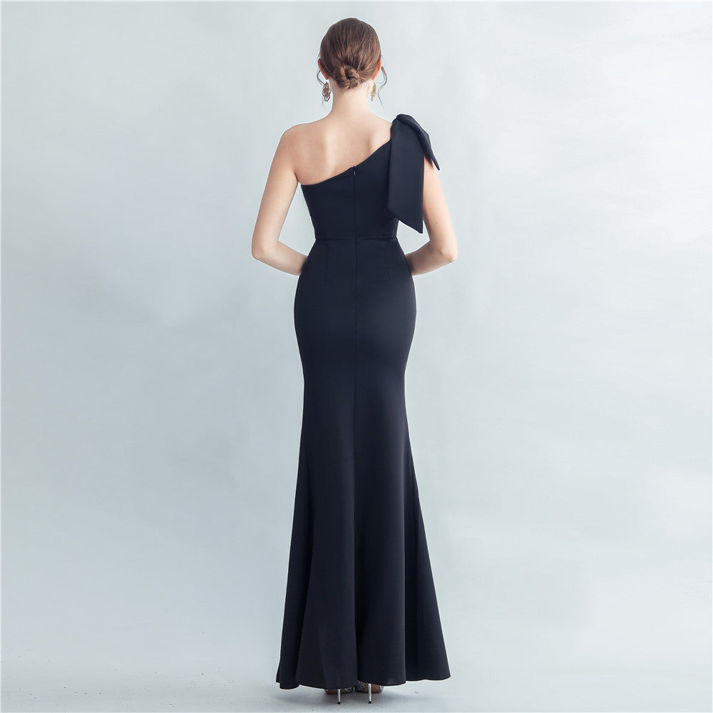 Evening dress for women 2025, high-end celebrity, one-shoulder, side slit, annual meeting dress